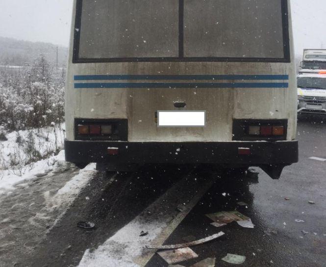 Новини Тернополя - фото з ДТП у передмісті Тернополя: жінка загинула, п’ятеро осіб травмовані ДТП у передмісті Тернополя: жінка загинула, п’ятеро осіб травмовані, фото №3 на сайті 20minut.ua