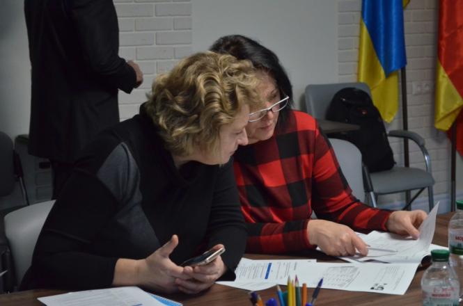 Новини Житомира - фото з У міськраді навчали голів ОСББ отримувати кредити на енергоефективні заходи У міськраді навчали голів ОСББ отримувати кредити на енергоефективні заходи, фото №1 на сайті 20minut.ua