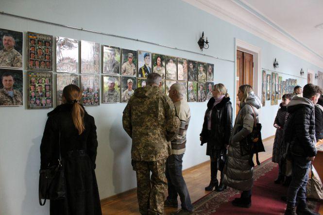 Фотовиставку «Погляд АТО – 1000 облич» презентували в Житомирській міській раді, фото №5 на сайті 20minut.ua