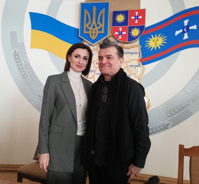 Новини Вінниці - фото з На Донбасі заявили, що «Щедрик» написаний у них. Чи стане колядка Леонтовича брендом Вінниччини? На Донбасі заявили, що «Щедрик» написаний у них. Чи стане колядка Леонтовича брендом Вінниччини?, фото №8 на сайті 20minut.ua