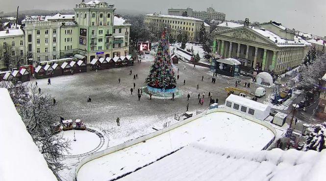 Новини Тернополя - фото з Фото дня: як виглядатиме святкова ілюмінація на головній ялинці Тернополя Фото дня: як виглядатиме святкова ілюмінація на головній ялинці Тернополя, фото №4 на сайті 20minut.ua
