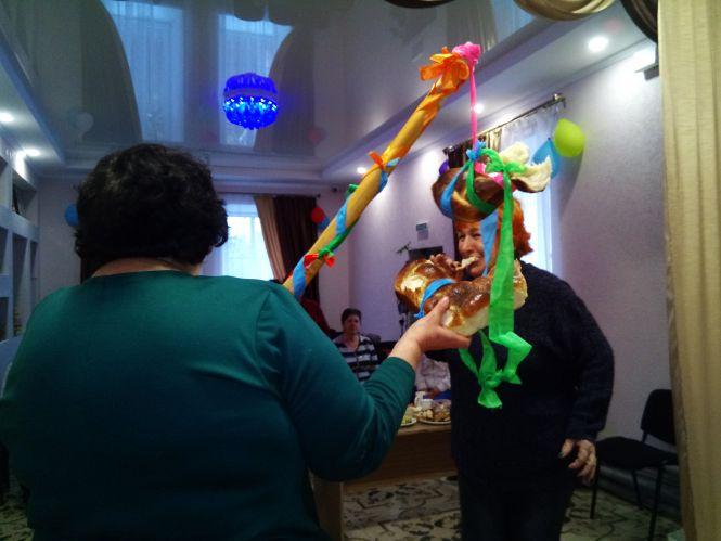 Новини Козятина - фото з Кусали калиту і плели обереги: провели вечорниці Кусали калиту і плели обереги: провели вечорниці, фото №6 на сайті 20minut.ua