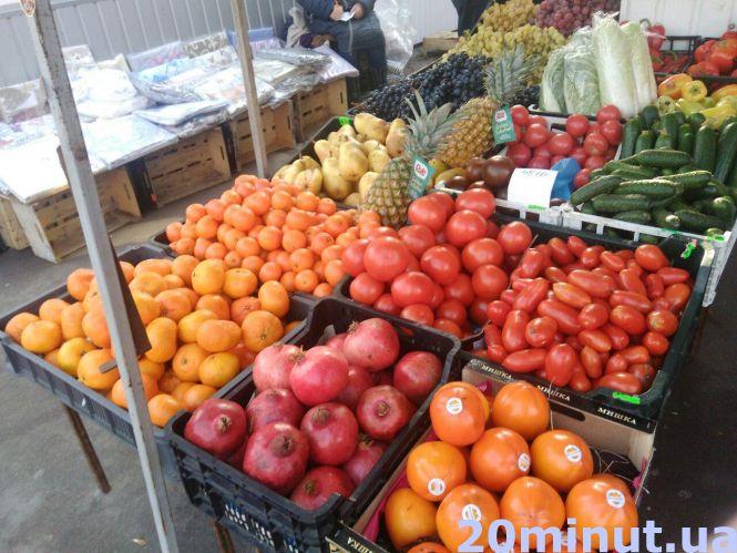 Новини Тернополя - фото з Скільки коштуватимуть овочі та фрукти до новорічного столу та де купувати вигідніше Скільки коштуватимуть овочі та фрукти до новорічного столу та де купувати вигідніше, фото №1 на сайті 20minut.ua