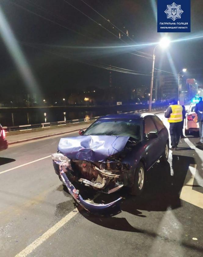 Новини Хмельницького - фото з На Бандери нетверезий водій скоїв ДТП Світлина від Патрульна поліція Хмельницької області.