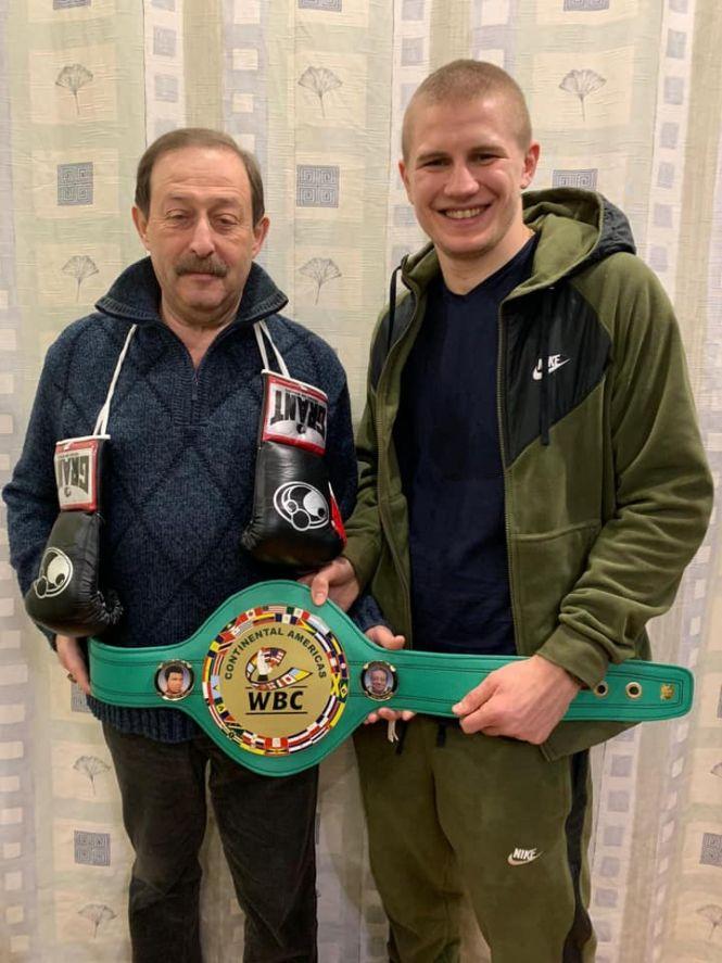 Новини Вінниці - фото з Вінницький боксер Сергій Богачук здобув чергову перемогу Вінницький боксер Сергій Богачук здобув чергову перемогу, фото №2 на сайті 20minut.ua