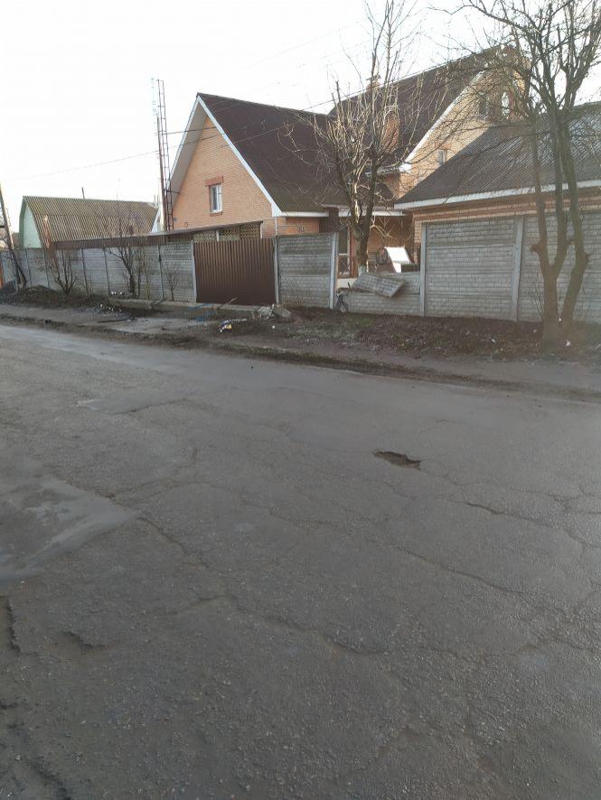 По вулиці Центральна ДТП: водій збив електроопору (+ФОТО), фото №5 на сайті 20minut.ua