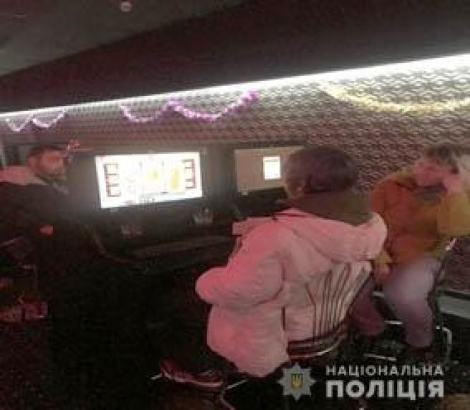 В області закрили 256 гральних закладів, з деяких — вилучили майно, фото №3 на сайті 20minut.ua