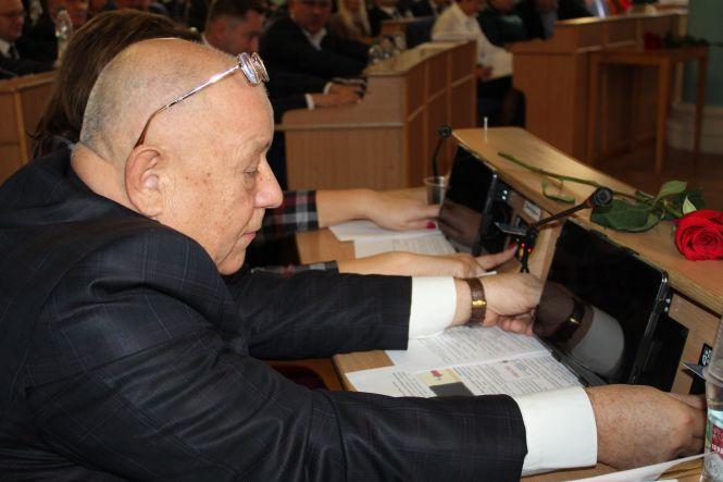 Новини Вінниці - фото з #СвободуСенсорнійКнопці: Вінницька облрада остаточно поборола кнопкодавство (Прес-служба Вінницької обласної Ради) #СвободуСенсорнійКнопці: Вінницька облрада остаточно поборола кнопкодавство (Прес-служба Вінницької обласної Ради), фото №4 на сайті 20minut.ua