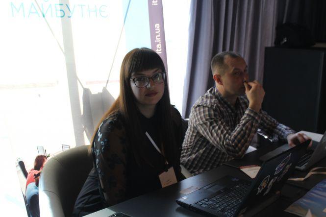 Новини Вінниці - фото з Ярмарок розробок та інновацій для бізнесу: від робота з алкотестером до ІТ-платформ Ярмарок розробок та інновацій для бізнесу: від робота з алкотестером до ІТ-платформ, фото №5 на сайті 20minut.ua