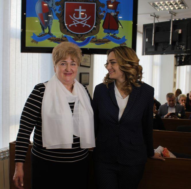 Новини Вінниці - фото з Рекорд вінничан: 12 дипломів про вищу освіту мають донька з батьком. Їх привітали французи Рекорд вінничан: 12 дипломів про вищу освіту мають донька з батьком. Їх привітали французи, фото №2 на сайті 20minut.ua