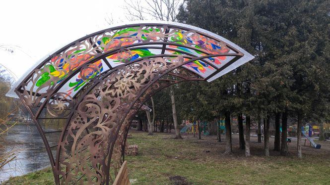 Новини Хмельницького - фото з У парку Чекмана з'явилися лавки із Самчиківським розписом (ФОТО) У парку Чекмана з'явилися лавки із Самчиківським розписом (ФОТО), фото №11 на сайті vsim.ua