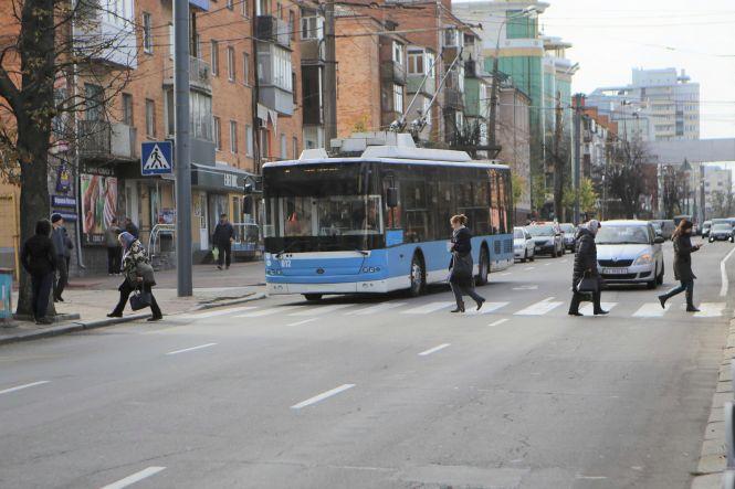 Новини Вінниці - фото з Чотири дні буде безкоштовний проїзд. За це сплатять 1 мільйон з бюджету Вінниці Чотири дні буде безкоштовний проїзд. За це сплатять 1 мільйон з бюджету Вінниці, фото №1 на сайті 20minut.ua