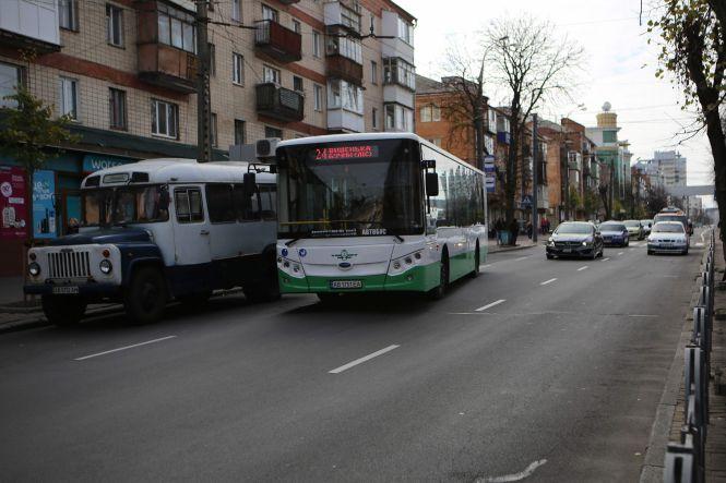 Новини Вінниці - фото з Чотири дні буде безкоштовний проїзд. За це сплатять 1 мільйон з бюджету Вінниці Чотири дні буде безкоштовний проїзд. За це сплатять 1 мільйон з бюджету Вінниці, фото №3 на сайті 20minut.ua