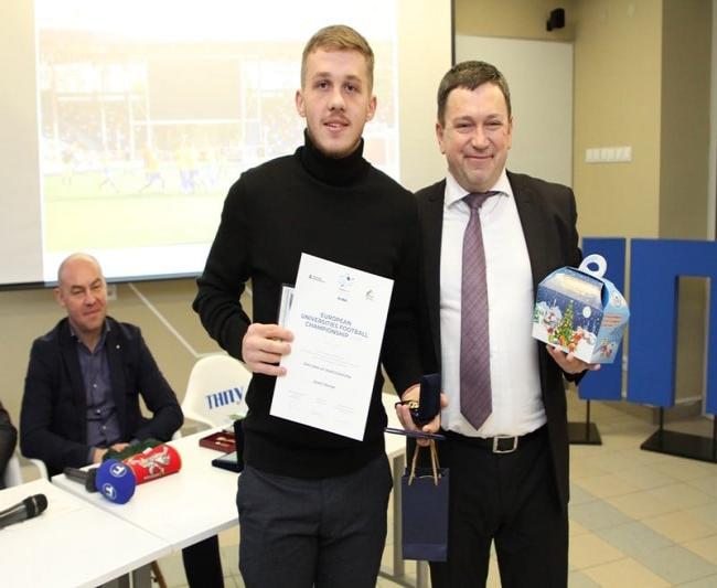 Тернопільські футболісти отримали звання "Майстер спорту", фото №2 на сайті 20minut.ua