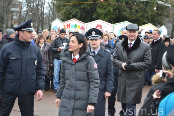 Оцініть роботу хмельницької патрульної поліції, фото №1 на сайті vsim.ua