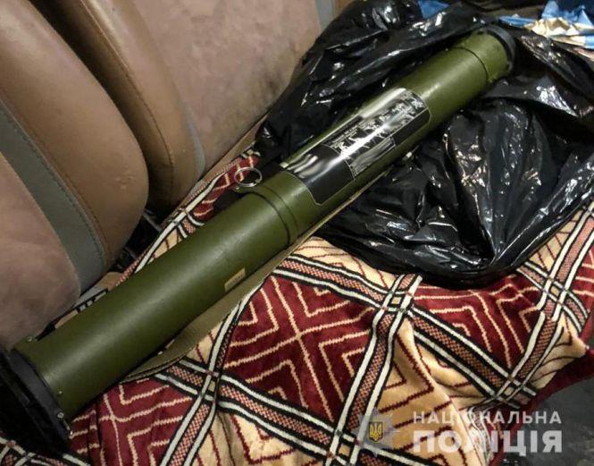 Новини Житомира - фото з На Житомирщині за продаж зброї поліцейські затримали злочинну групу На Житомирщині за продаж зброї поліцейські затримали злочинну групу, фото №1 на сайті 20minut.ua