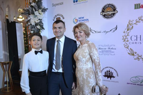 Яким був  перший різдвяний благодійний бал у Хмельницькому (ФОТО), фото №5 на сайті vsim.ua