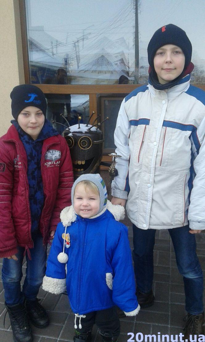 "Давали нам малюків лиш у трусиках і майках": хто такі патронатні вихователі та яку зарплату отримують, фото №5 на сайті 20minut.ua