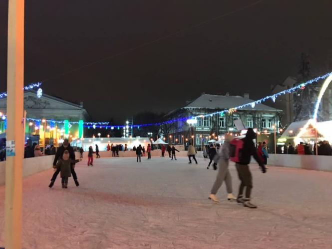 Новини Тернополя - фото з Тернопіль увечері неймовірний! ФОТОРЕПОРТАЖ Тернопіль увечері неймовірний! ФОТОРЕПОРТАЖ, фото №8 на сайті 20minut.ua