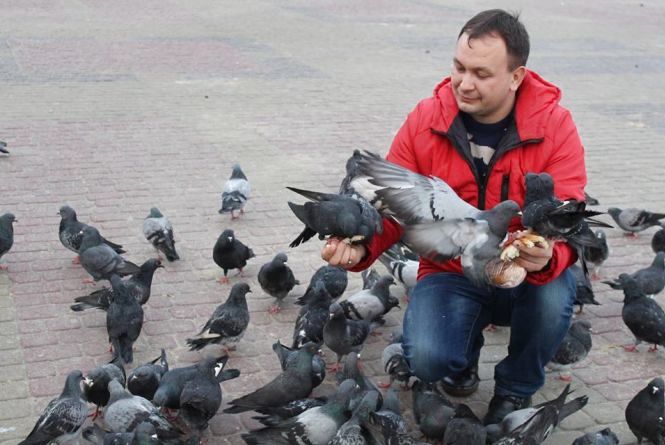 Новини Тернополя - фото з Згадуємо 2019-ий: ТОП-5  інтерв'ю року "Любіть людей і сипте цукор до кави": отець Олексій Філюк про церкву, кухню і прийомного сина