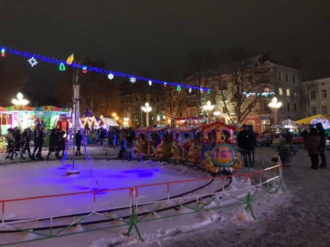 Новини Тернополя - фото з Тернопіль увечері неймовірний! ФОТОРЕПОРТАЖ Тернопіль увечері неймовірний! ФОТОРЕПОРТАЖ, фото №5 на сайті 20minut.ua