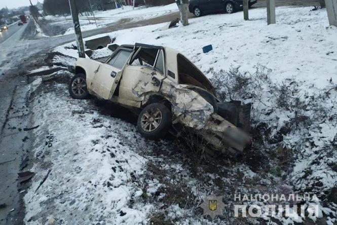 Зіткнення лоб у лоб та зліт до кювету: п'ять людей постраждало у ДТП на Хмельниччині за вихідні, фото №1 на сайті vsim.ua