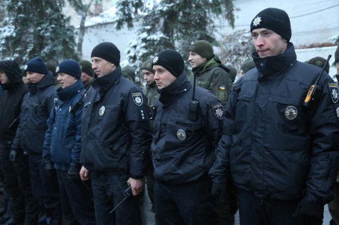 У новорічну ніч на вулиці міста вийдуть нацгвардійці та додаткові наряди поліції, фото №1 на сайті 20minut.ua