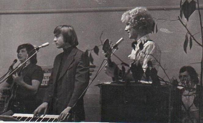 Новини Вінниці - фото з Етнічний росіянин записав «100 пісень для України». Грає навіть без двох пальців на руці Етнічний росіянин записав «100 пісень для України». Грає навіть без двох пальців на руці, фото №7 на сайті 20minut.ua