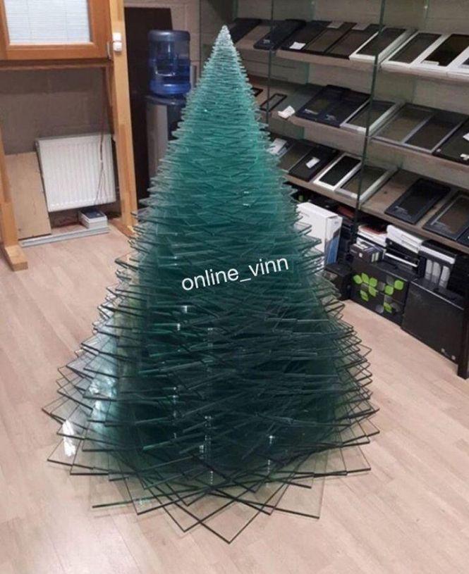 Новини Вінниці - фото з Зі скла, алкоголю і картоплі. Знайшли найкреативніші вінницькі ялинки Зі скла, алкоголю і картоплі. Знайшли найкреативніші вінницькі ялинки, фото №3 на сайті 20minut.ua