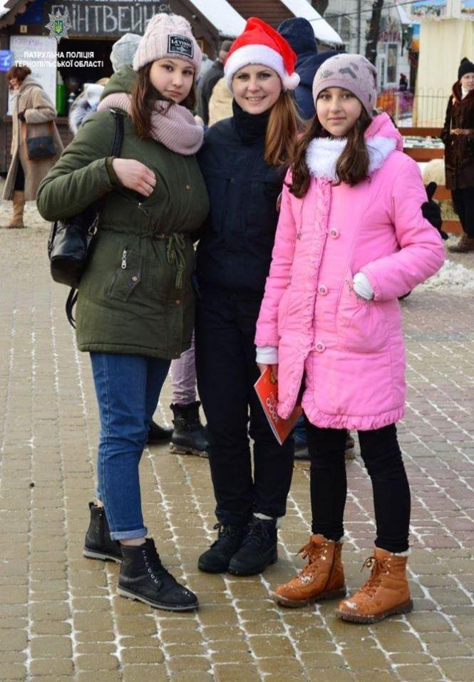 Новини Тернополя - фото з На Різдво патрульні запрошують тернополян та гостей міста на Театральний майдан На Різдво патрульні запрошують тернополян та гостей міста на Театральний майдан, фото №2 на сайті 20minut.ua