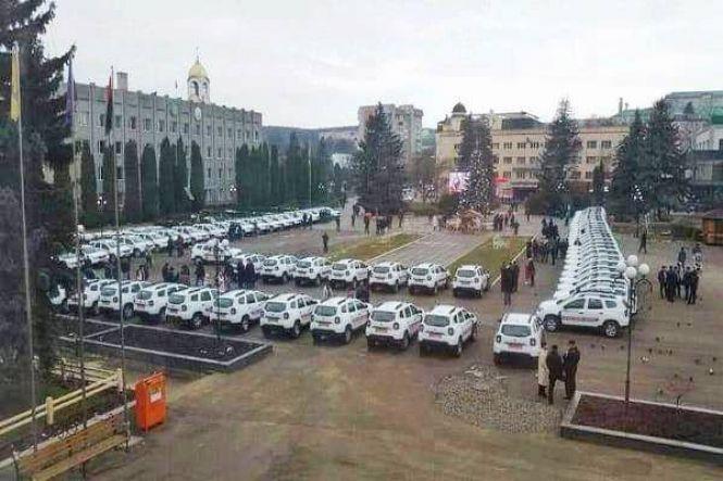 Новини Тернополя - фото з Сімейні лікарі Тернопільщини отримали 70 сучасних «швидких» Сімейні лікарі Тернопільщини отримали 70 сучасних «швидких», фото №2 на сайті 20minut.ua