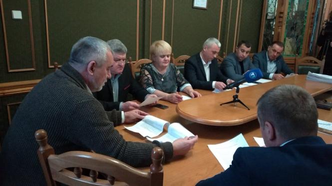 За найкрасивіші ялинки, вітрини  та шопки тернополяни отримають 20 тисяч грн. Коли визначать переможців, фото №1 на сайті 20minut.ua