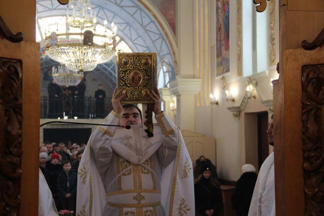Новини Тернополя - фото з Як виглядає Зарваниця у період новорічних свят Як виглядає Зарваниця у період новорічних свят, фото №1 на сайті 20minut.ua