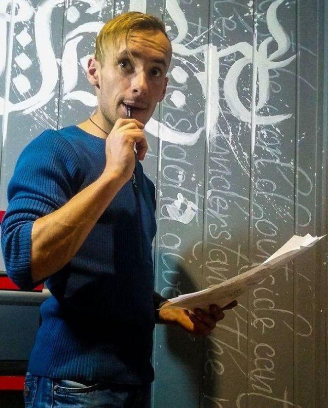 Новини Вінниці - фото з Фешн-ілюстратор, портретист, ескіз мейкер. Як навчитись малювати, знайти свій стиль і скільки коштують роботи Фешн-ілюстратор, портретист, ескіз мейкер. Як навчитись малювати, знайти свій стиль і скільки коштують роботи, фото №5 на сайті 20minut.ua