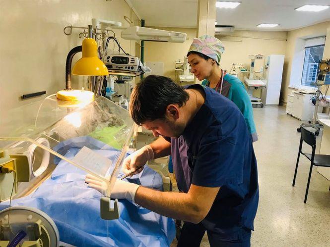 Новини Вінниці - фото з «Пишуть історію хвороби з малюками на руках»: зворушливо про роботу дитячих реаніматологів «Пишуть історію хвороби з малюками на руках»: зворушливо про роботу дитячих реаніматологів, фото №1 на сайті 20minut.ua