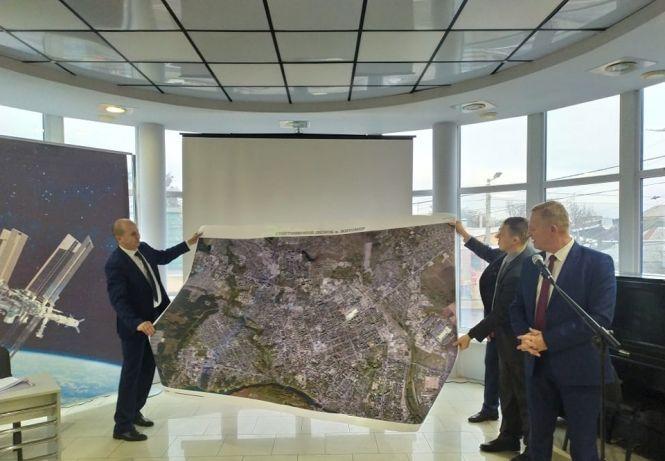 У Житомирі  створили  інноваційцно-космічний кластер «Полісся», фото №1 на сайті 20minut.ua