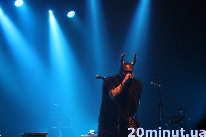 "Все одно добро закохає зло": як ТНМК виступив із теплим акустичним різдвяним вертепом у Тернополі, фото №3 на сайті 20minut.ua