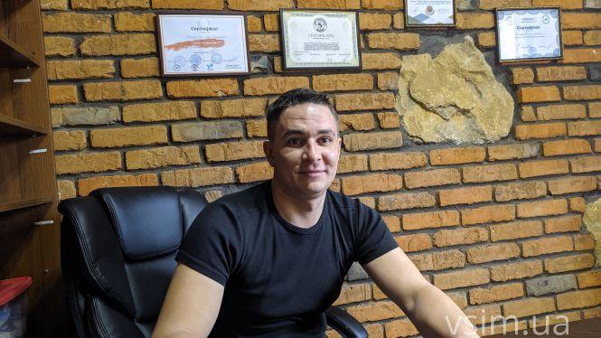 Новини Хмельницького - фото з На столі лежав ніж, а в руках біблія: приголомшливі історії людей, які борються із нарко- та алкозалежністю На столі лежав ніж, а в руках біблія: приголомшливі історії людей, які борються із нарко- та алкозалежністю, фото №4 на сайті vsim.ua