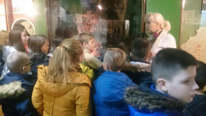 Новини Тернополя - фото з Як у Тернопільському обласному краєзнавчому музеї «Від свята до свята» мандрували Як у Тернопільському обласному краєзнавчому музеї «Від свята до свята» мандрували, фото №5 на сайті 20minut.ua