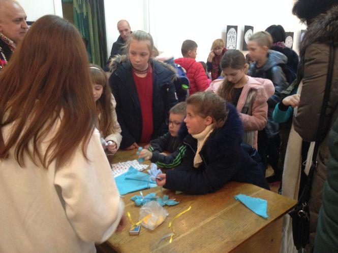 Новини Тернополя - фото з Як у Тернопільському обласному краєзнавчому музеї «Від свята до свята» мандрували Як у Тернопільському обласному краєзнавчому музеї «Від свята до свята» мандрували, фото №4 на сайті 20minut.ua