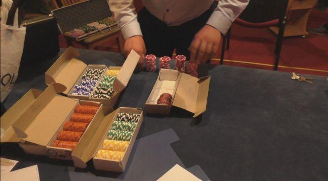 Новини Вінниці - фото з Покер у Вінниці: трьом організаторам підпільного грального закладу оголосили підозру Покер у Вінниці: трьом організаторам підпільного грального закладу оголосили підозру, фото №1 на сайті 20minut.ua