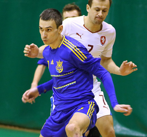 Новини Хмельницького - фото з “Срібний” склад хмельницького “Спортлідера+”: де зараз гравці, які шокували футзальну Україну Результат пошуку зображень за запитом "дмитро калуков футзал спортлідер"