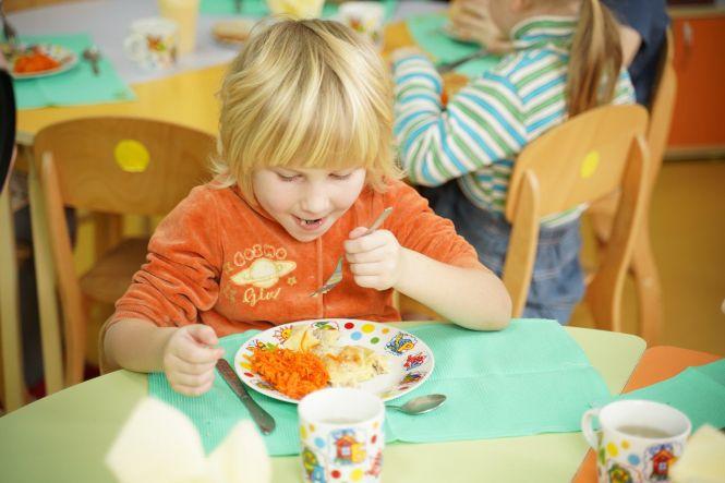 Новини Вінниці - фото з У садочках міста чотири роки встановлювали пароконвектомати У садочках міста чотири роки встановлювали пароконвектомати, фото №3 на сайті 20minut.ua