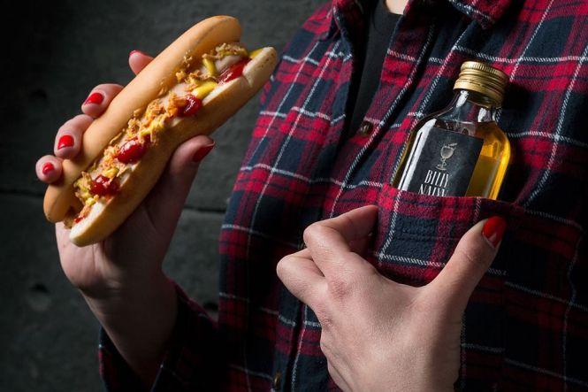 Новини Хмельницького - фото з 1 euro bar "Білий Налив" у Хмельницькому: на відкритті пригощатимуть сидром та хот-догами (Новини компаній) 1 euro bar "Білий Налив" у Хмельницькому: на відкритті пригощатимуть сидром та хот-догами (Новини компаній), фото №4 на сайті vsim.ua