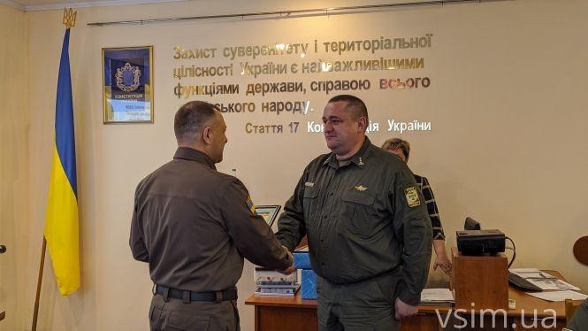 Новини Хмельницького - фото з “Понад 20 років по гуртожитках”: п'ятеро прикордонників із Хмельницького отримали гроші на житло “Понад 20 років по гуртожитках”: п'ятеро прикордонників із Хмельницького отримали гроші на житло, фото №5 на сайті vsim.ua