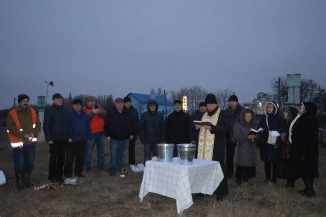Новини Хмельницького - фото з У Хмельницькому з кранів тече свята вода У Хмельницькому з кранів тече свята вода, фото №1 на сайті vsim.ua