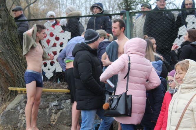 «Намочіть його сильніше, а то він так боїться!» Як пройшло Водохреще для тих, хто вперше, фото №8 на сайті 20minut.ua