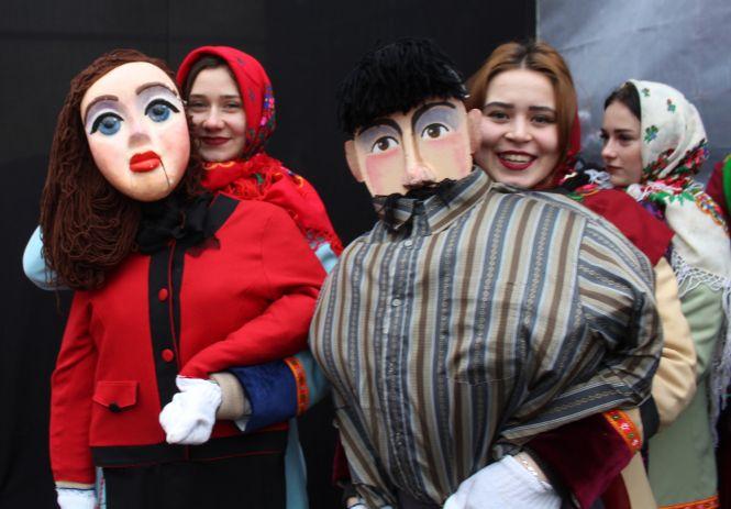 Новини Вінниці - фото з Три місяці не стригся, щоб бути схожим на Руданського. Про свято гумору і сатири у сумний день Три місяці не стригся, щоб бути схожим на Руданського. Про свято гумору і сатири у сумний день, фото №13 на сайті 20minut.ua