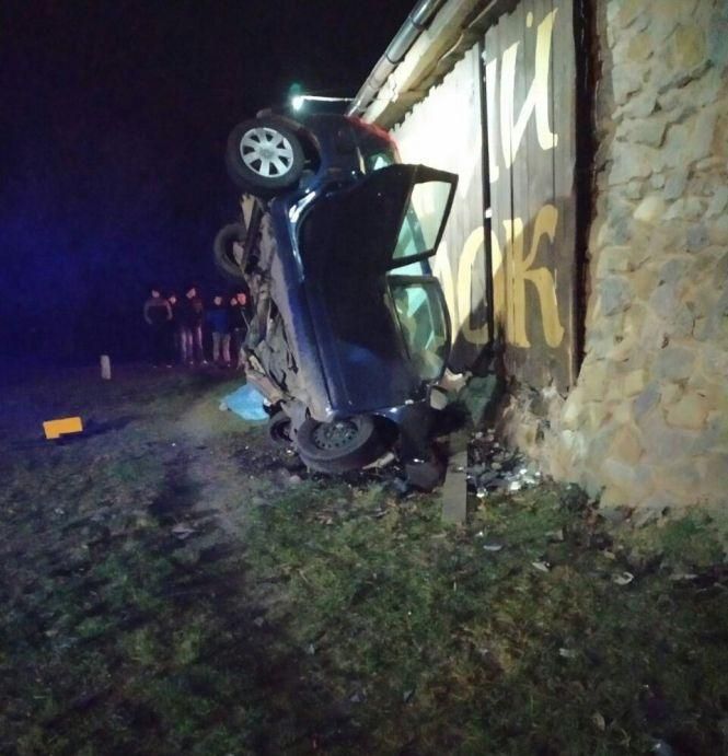 Новини Вінниці - фото з По дорозі додому подзвонив до матері, що скоро буде. Деталі смертельної ДТП в Агрономічному По дорозі додому подзвонив до матері, що скоро буде. Деталі смертельної ДТП в Агрономічному, фото №1 на сайті 20minut.ua