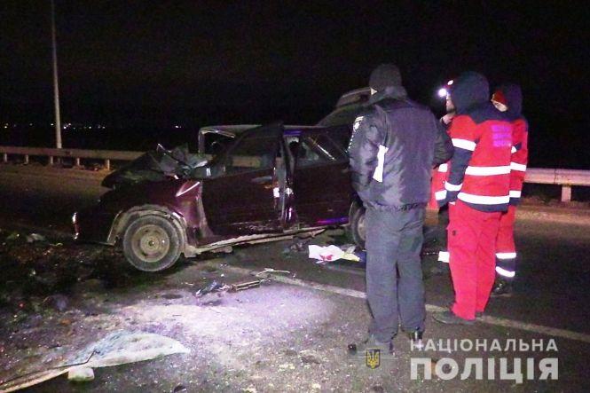 Новини Вінниці - фото з Смертельна ДТП на об’їзній: автівки розбились вщент. Дитина дивом вціліла Смертельна ДТП на об’їзній: автівки розбились вщент. Дитина дивом вціліла, фото №3 на сайті 20minut.ua